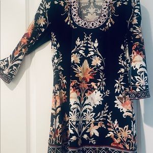 White House Black Market Dress.  Classy mini dress.  Small.